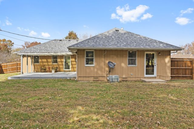 1006 Baretta Court, Aurora, MO 65605