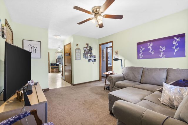 1006 Baretta Court, Aurora, MO 65605