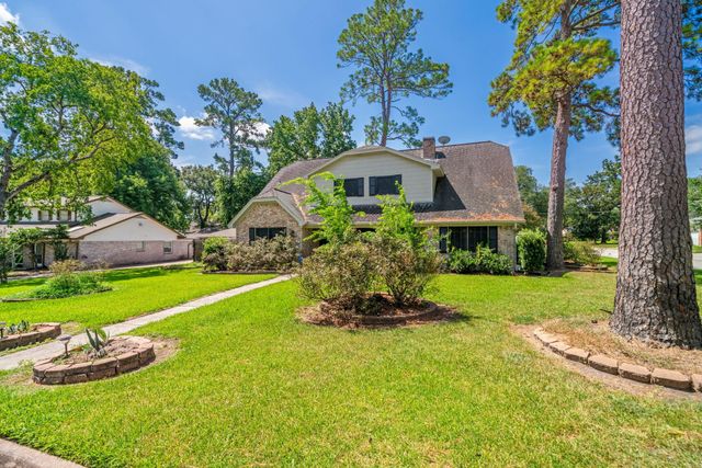 1102 Glouchester Lane, Houston, TX 77073