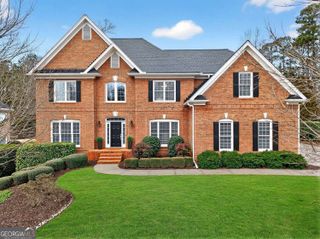 6040 Tangletree Drive, Roswell, GA 30075