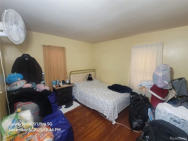 407 S Oakley Street, Saginaw, MI 48602