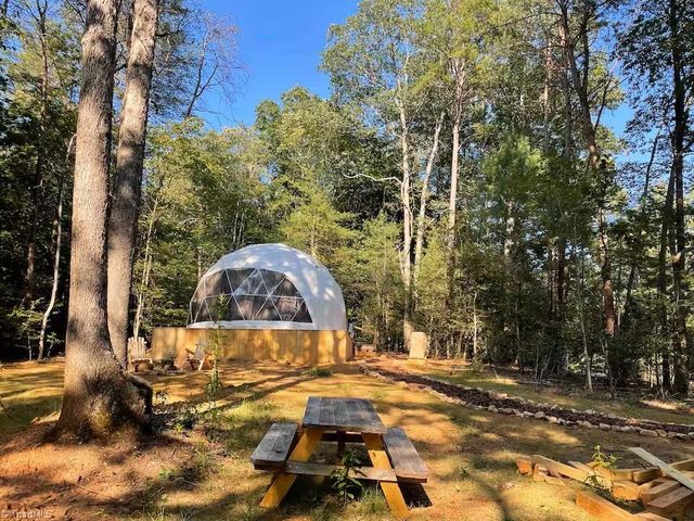 1005 Brewer Mill Road, Traphill, NC 28685