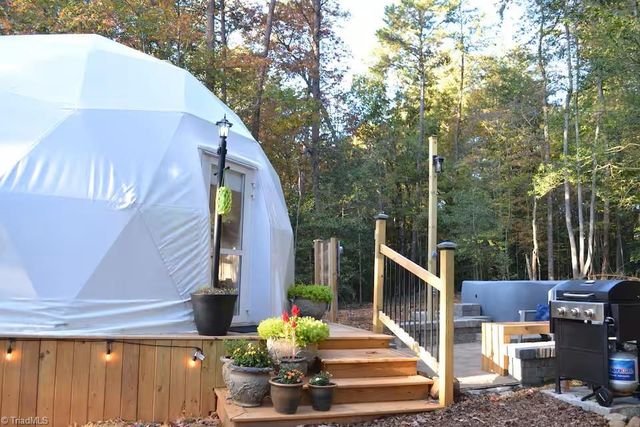 1005 Brewer Mill Road, Traphill, NC 28685