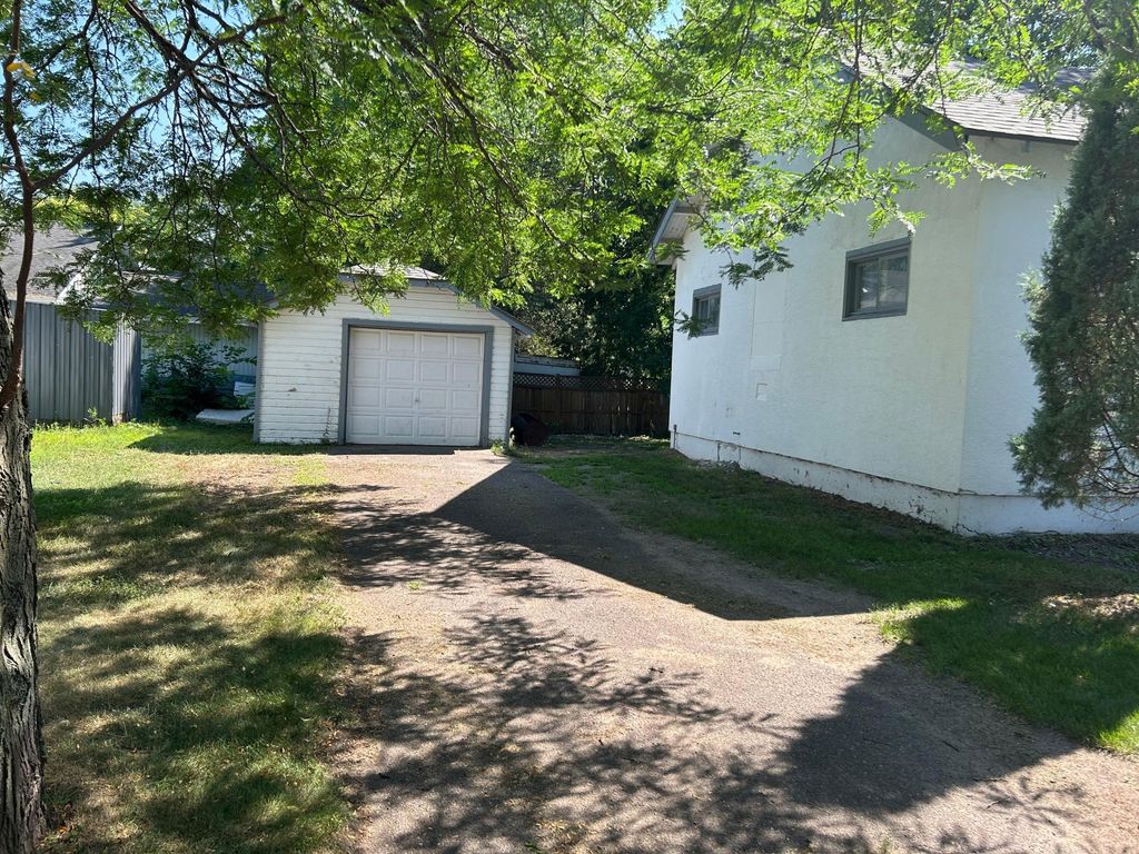 403 S 3rd Street, Princeton, MN 55371 — photo 3