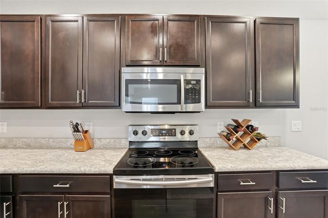 128 FOXTAIL LOOP, Davenport, FL 33837