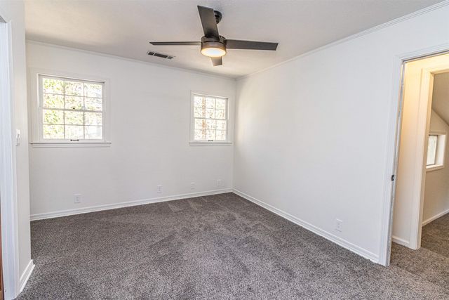 311 MORNINGSIDE DR, Selmer, TN 38375