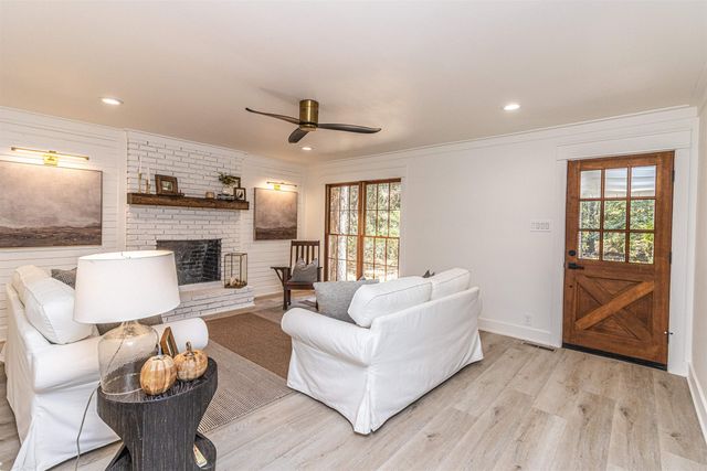 311 MORNINGSIDE DR, Selmer, TN 38375