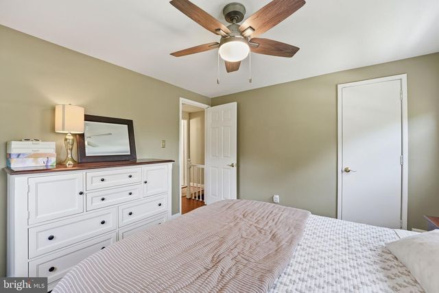 26 UNDERWOOD PL, Alexandria, VA 22304