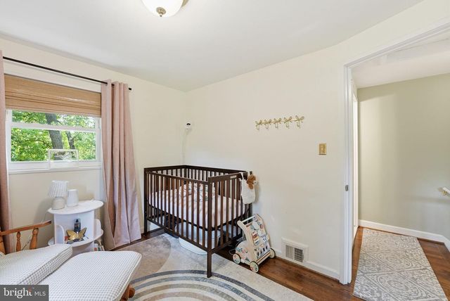 26 UNDERWOOD PL, Alexandria, VA 22304