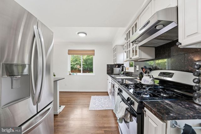26 UNDERWOOD PL, Alexandria, VA 22304