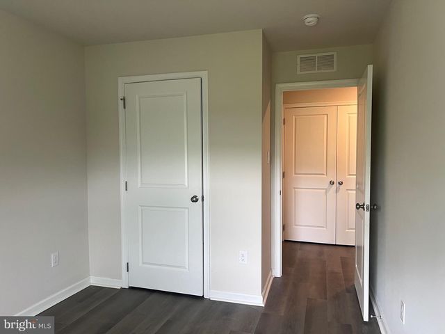 106 SICKLER CT, Sicklerville, NJ 08081
