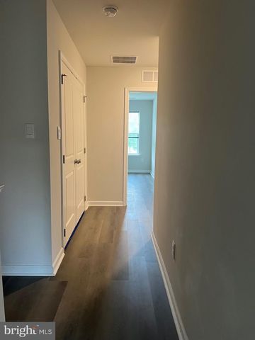 106 SICKLER CT, Sicklerville, NJ 08081