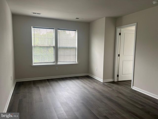106 SICKLER CT, Sicklerville, NJ 08081