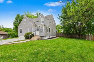 645 NE Barry Road, Kansas City, MO 64155