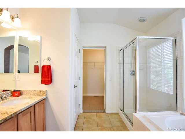 23627 E Bellewood Dr, Aurora, CO 80016