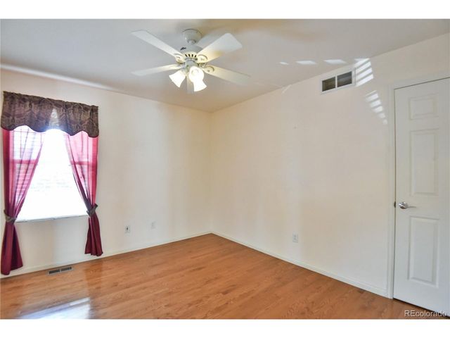 23627 E Bellewood Dr, Aurora, CO 80016