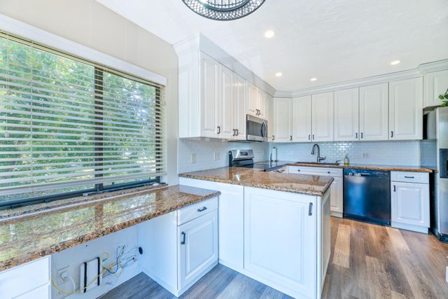 5142 Fountains Drive S, Greenacres, FL 33467