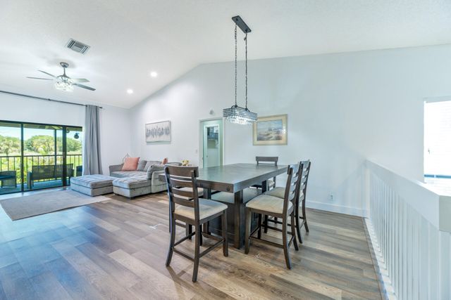 5142 Fountains Drive S, Greenacres, FL 33467