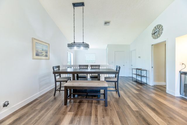 5142 Fountains Drive S, Greenacres, FL 33467