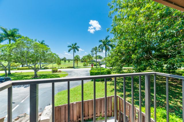 5142 Fountains Drive S, Greenacres, FL 33467