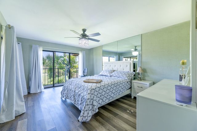 5142 Fountains Drive S, Greenacres, FL 33467