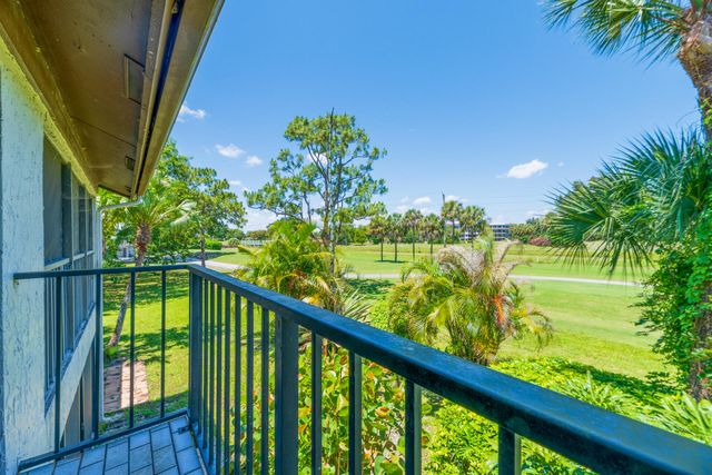 5142 Fountains Drive S, Greenacres, FL 33467