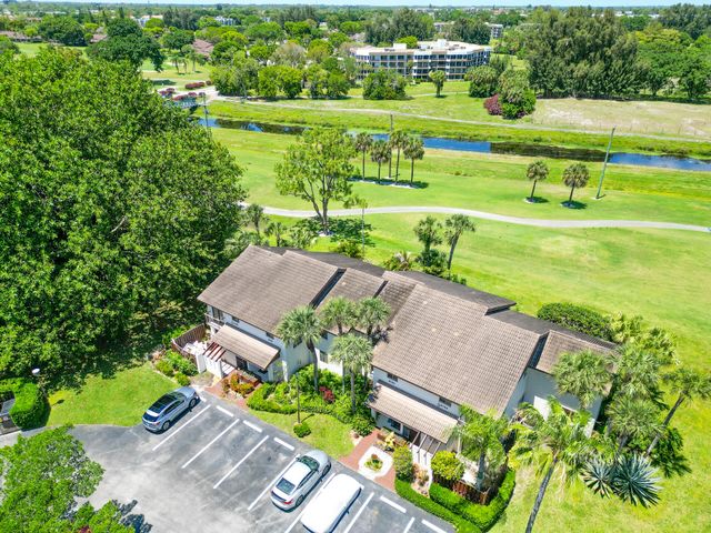 5142 Fountains Drive S, Greenacres, FL 33467