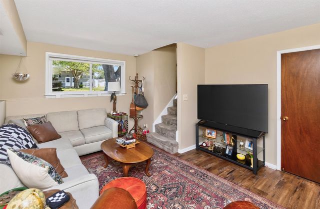 1517-1519 NW 2nd Street, Ankeny, IA 50023