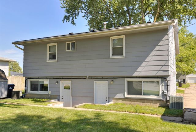 1517-1519 NW 2nd Street, Ankeny, IA 50023