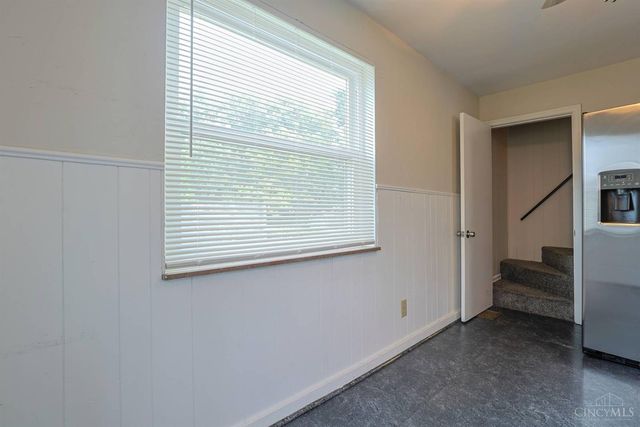556 Grandin Avenue, Springdale, OH 45246