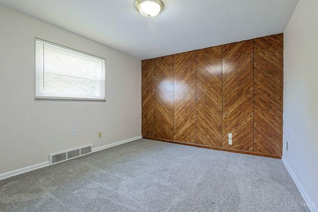 556 Grandin Avenue, Springdale, OH 45246