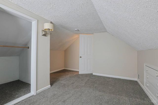 556 Grandin Avenue, Springdale, OH 45246