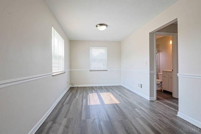 556 Grandin Avenue, Springdale, OH 45246