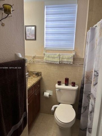 4211 W 10th Ln, Hialeah, FL 33012