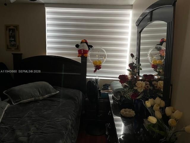 4211 W 10th Ln, Hialeah, FL 33012