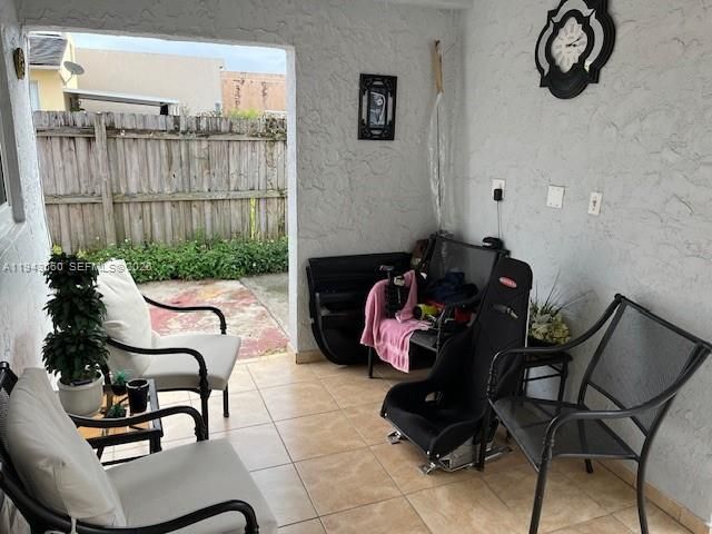 4211 W 10th Ln, Hialeah, FL 33012