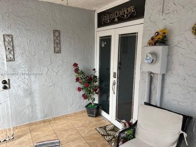 4211 W 10th Ln, Hialeah, FL 33012
