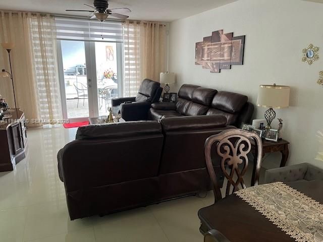 4211 W 10th Ln, Hialeah, FL 33012