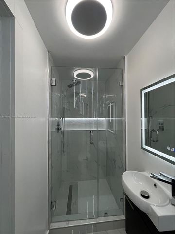 6803 SW 158th Ave REAR EFFIENCY, Miami, FL 33193