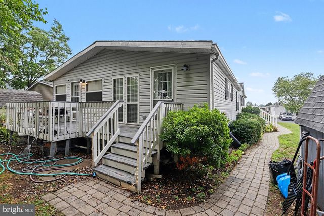 303 DALLAS DR, Grantville, PA 17028