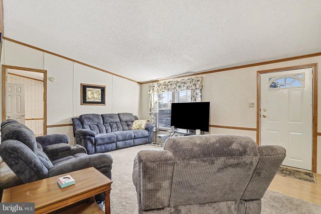 303 DALLAS DR, Grantville, PA 17028