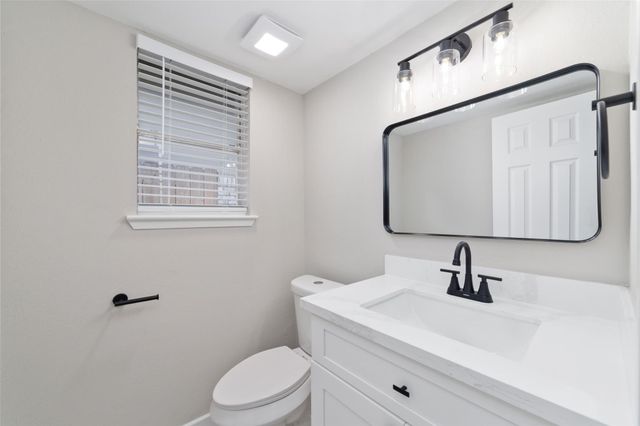 7706 Deadwood Drive, Houston, TX 77040