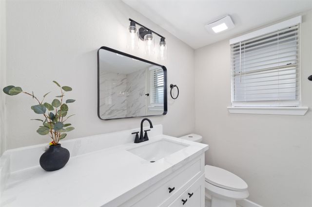 7706 Deadwood Drive, Houston, TX 77040