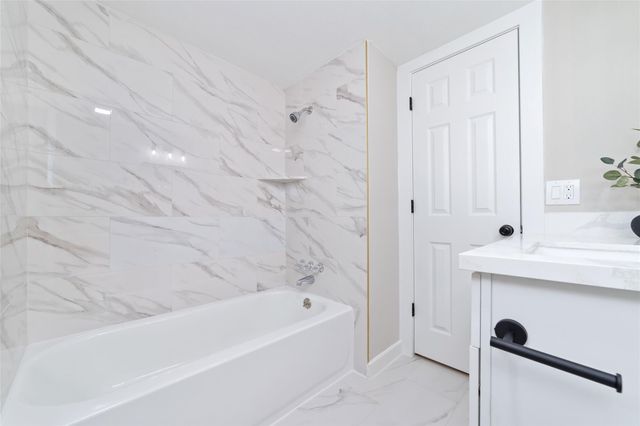 7706 Deadwood Drive, Houston, TX 77040