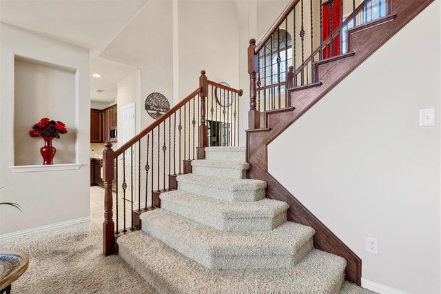 969 Tara Drive, Burleson, TX 76028