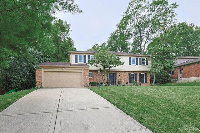 427 Flemridge Court, Wyoming, OH 45231