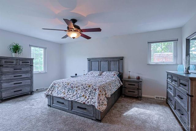427 Flemridge Court, Wyoming, OH 45231