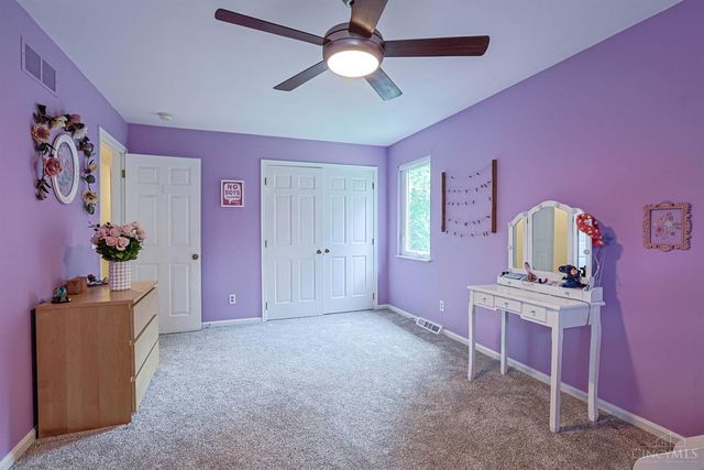 427 Flemridge Court, Wyoming, OH 45231