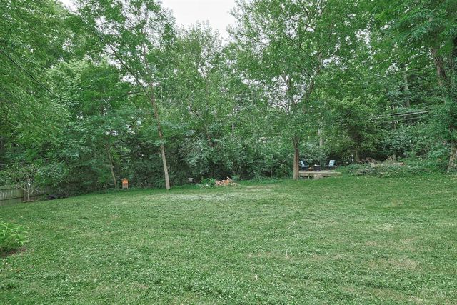 427 Flemridge Court, Wyoming, OH 45231