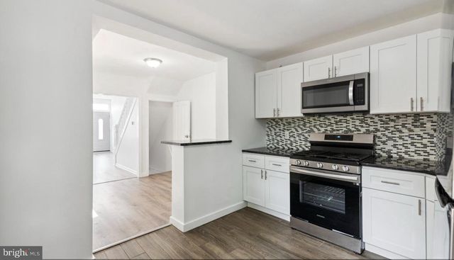 17 S 45TH ST, Philadelphia, PA 19104